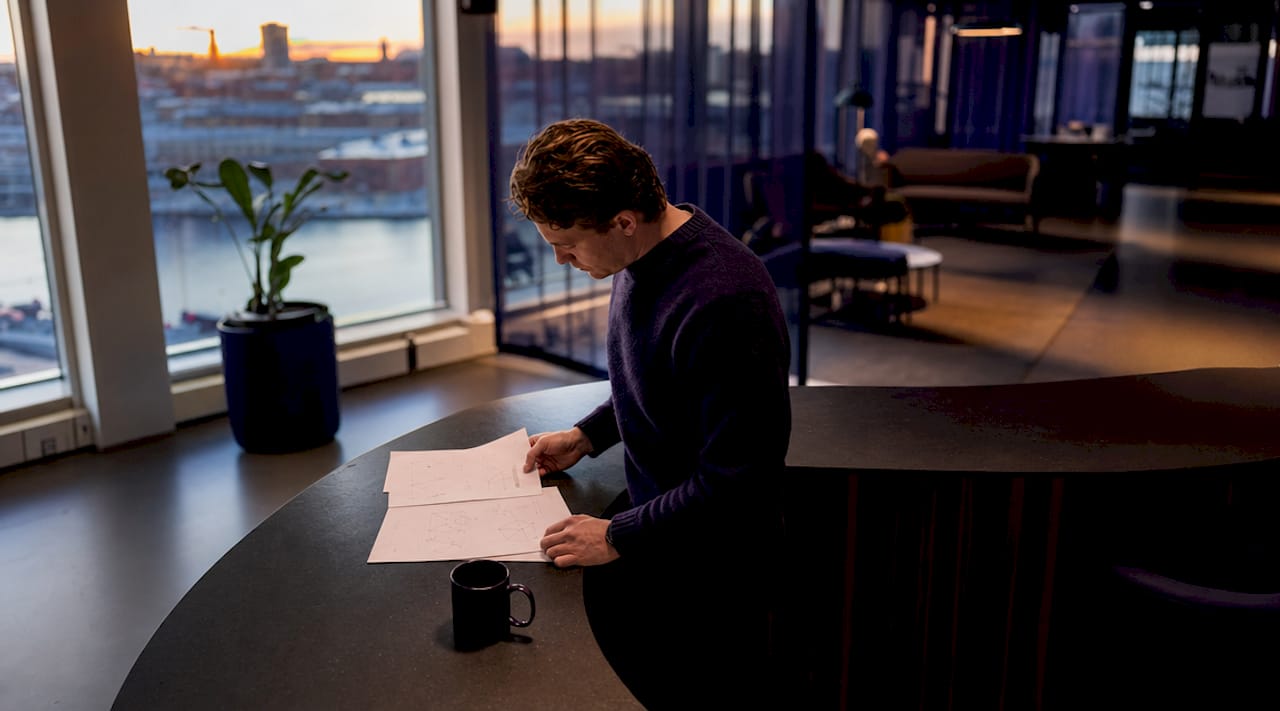 Drivna unga entreprenörer som satsar på sina idéer i Göteborgs kreativa coworkingmiljöer