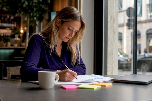 Att driva eget företag i en coworkingmiljö i Göteborg ger både energi och nya möjligheter.